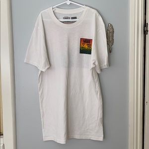 men’s Vans shirt